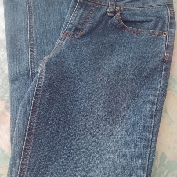 St John's Bay Women's
Straight Leg Blue Jeans - Picture 3 of 7